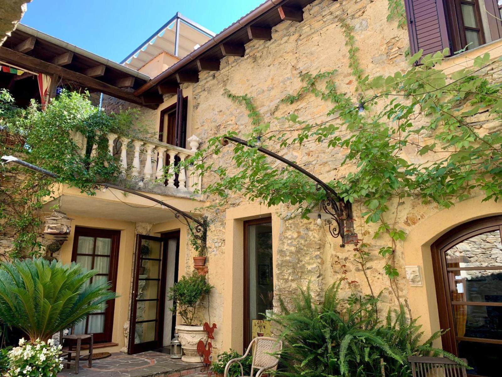 Borgata Cantone Country House B&B Garlenda Bagian luar foto